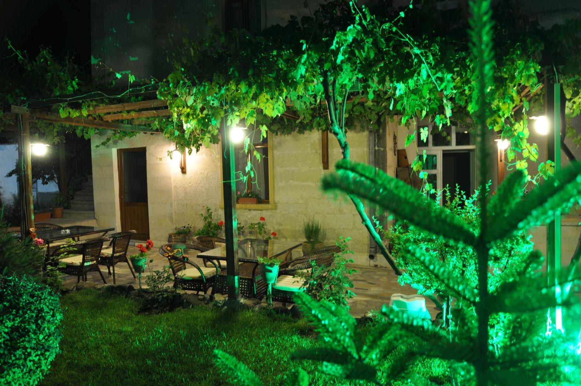 Yildiz Hotel 于尔居普 外观 照片