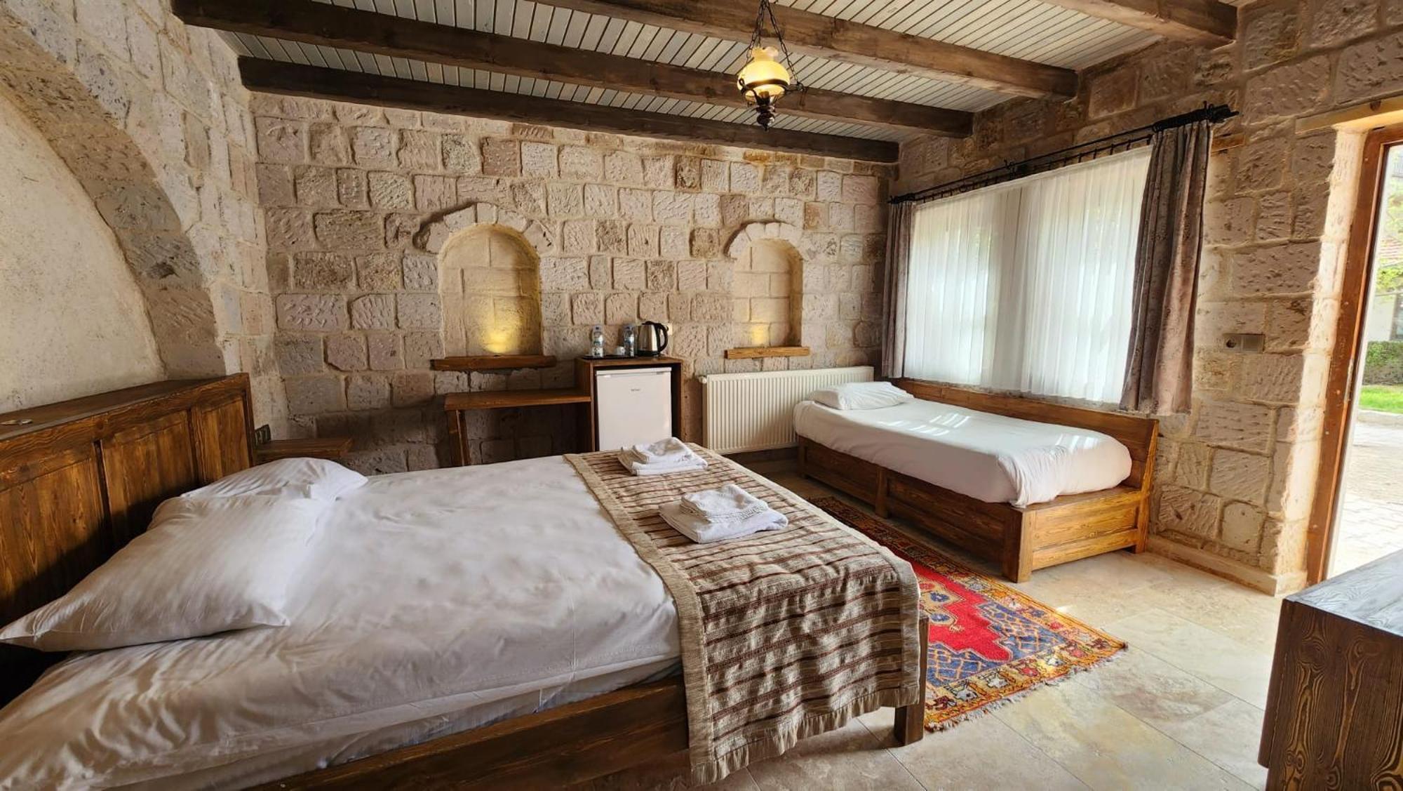 Yildiz Hotel 于尔居普 外观 照片
