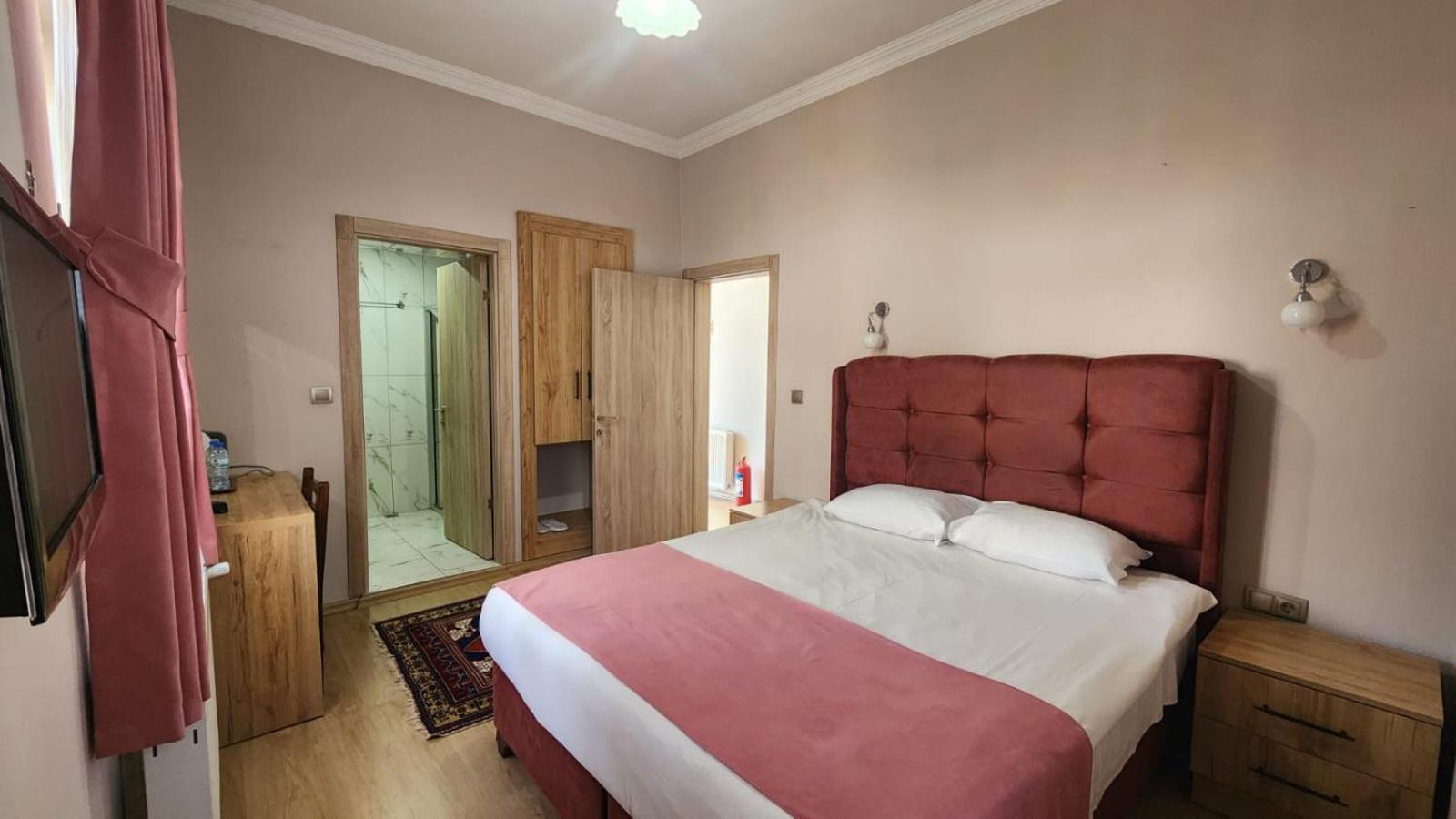 Yildiz Hotel 于尔居普 外观 照片
