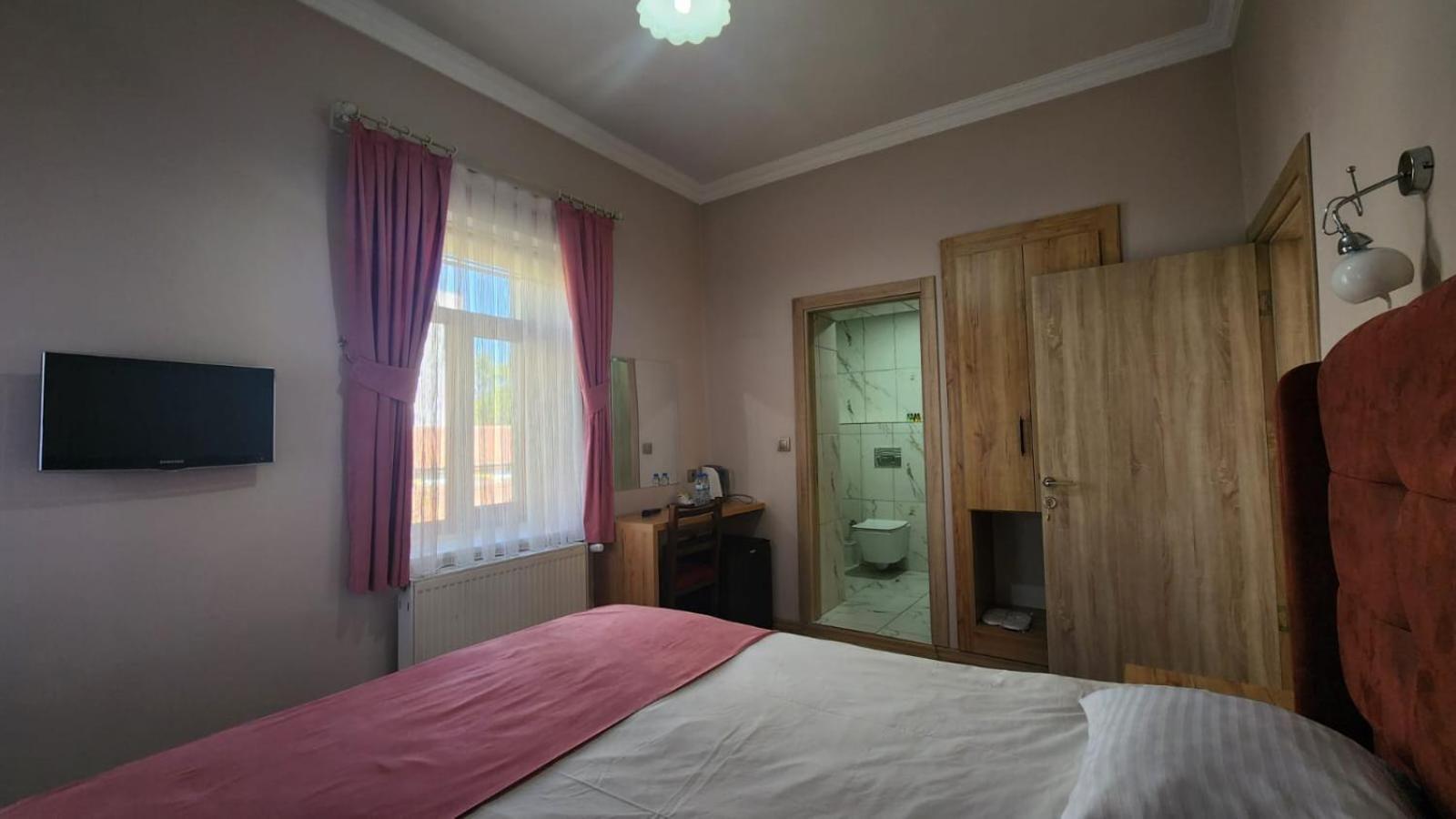Yildiz Hotel 于尔居普 外观 照片