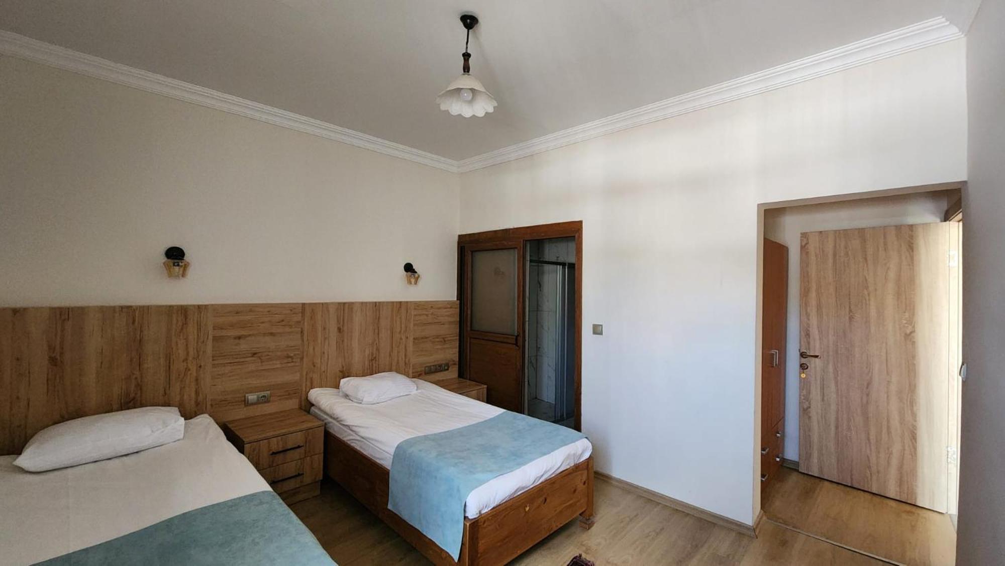 Yildiz Hotel 于尔居普 外观 照片