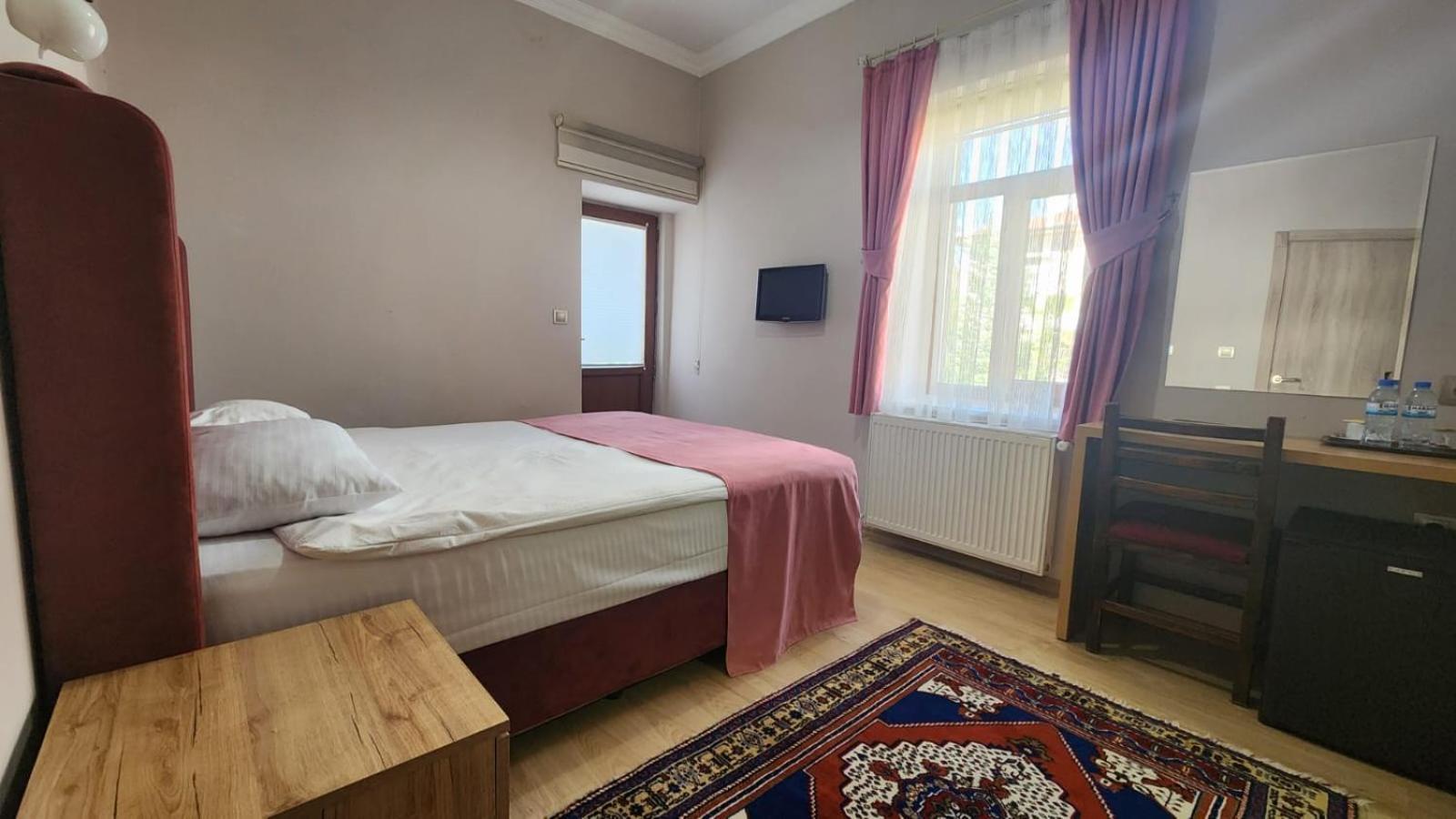 Yildiz Hotel 于尔居普 外观 照片