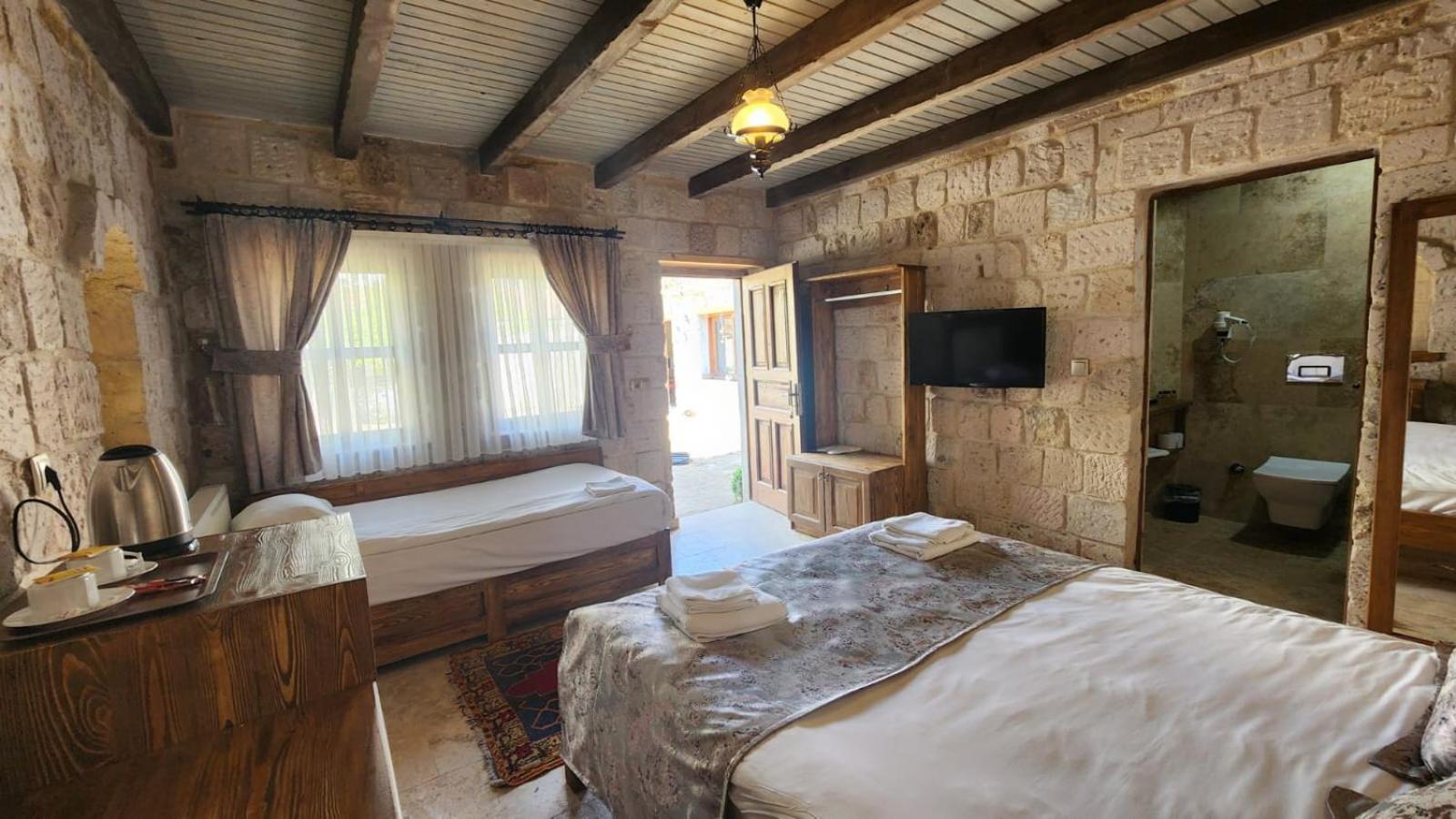 Yildiz Hotel 于尔居普 外观 照片